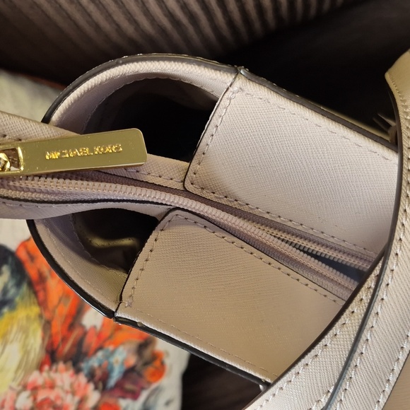 Pink Michael Kors tote New with tags - Picture 10 of 10